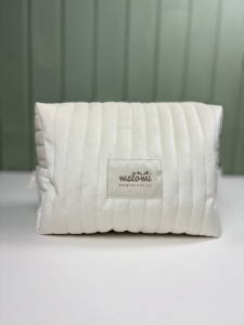 TOILETRY BAG VANILLA CREAM