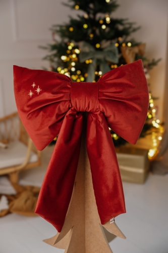 czerwona kokarda świąteczna